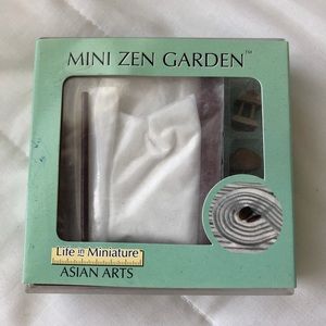 Mini Japanese Zen Garden